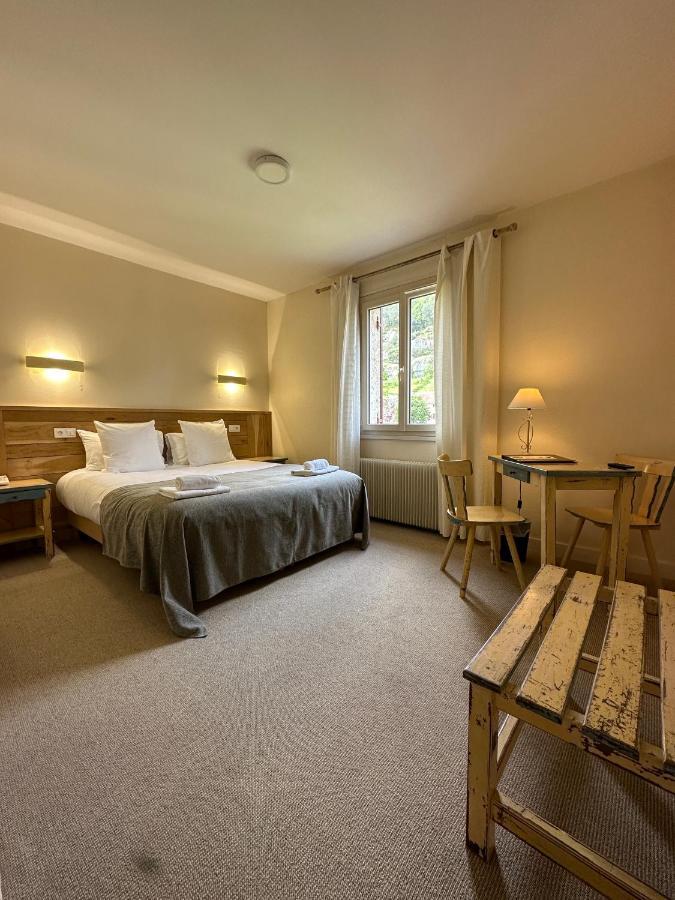 Hotel Des Roches - Climatisation Les Eyzies 외부 사진